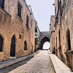 Ioli's - Medieval Town Сasa de vacaciones *