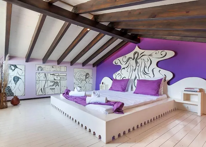 Ioli's - Medieval Town *